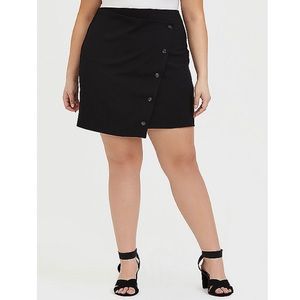SOLD Torrid 3X Crepe Scuba Knit Button Mini Skirt